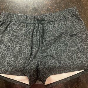 Chic Black Leopard Print Women's Athletic Shorts
